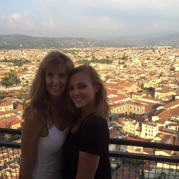 Meet your Posher, Victoria - Picture 1 of 1